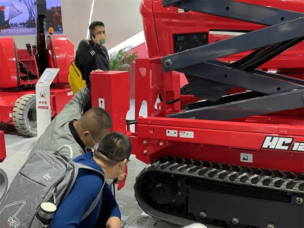 Hered Lift at APEX ASIA Hered Lift at APEX ASIA